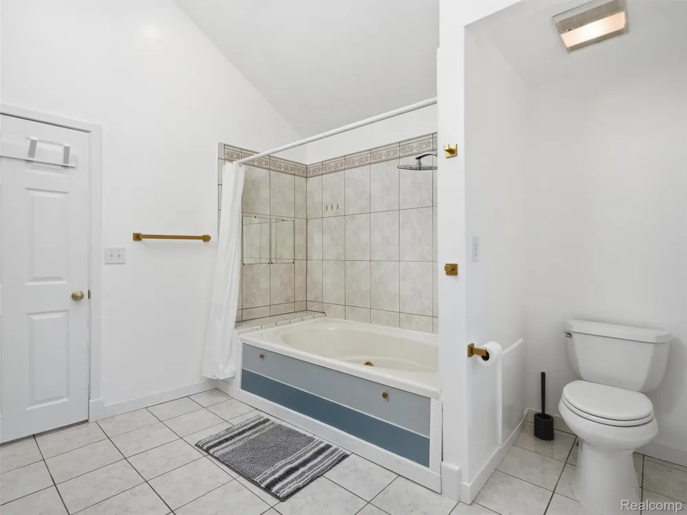 1700 Warren Road Ann Arbor Charter Township, MI 48105