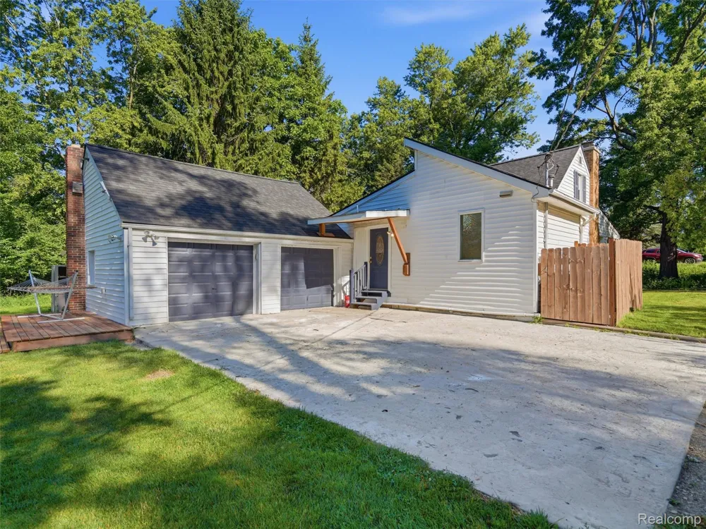1700 Warren Road Ann Arbor Charter Township, MI 48105