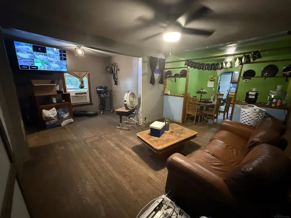 370 Poulsen Avenue Pennfield Charter Township, MI 49014