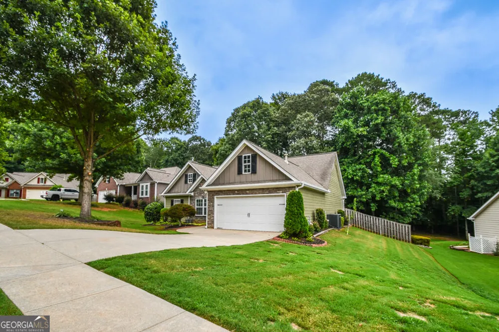 192 Ashebrooke WAY Jefferson, GA 30549
