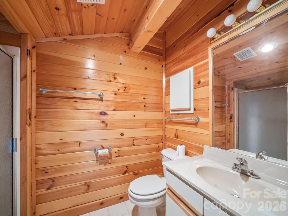 156 Winterstar Loop Burnsville, NC 28714