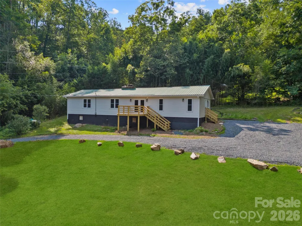 1218 Sweet Creek Road Bakersville, NC 28705