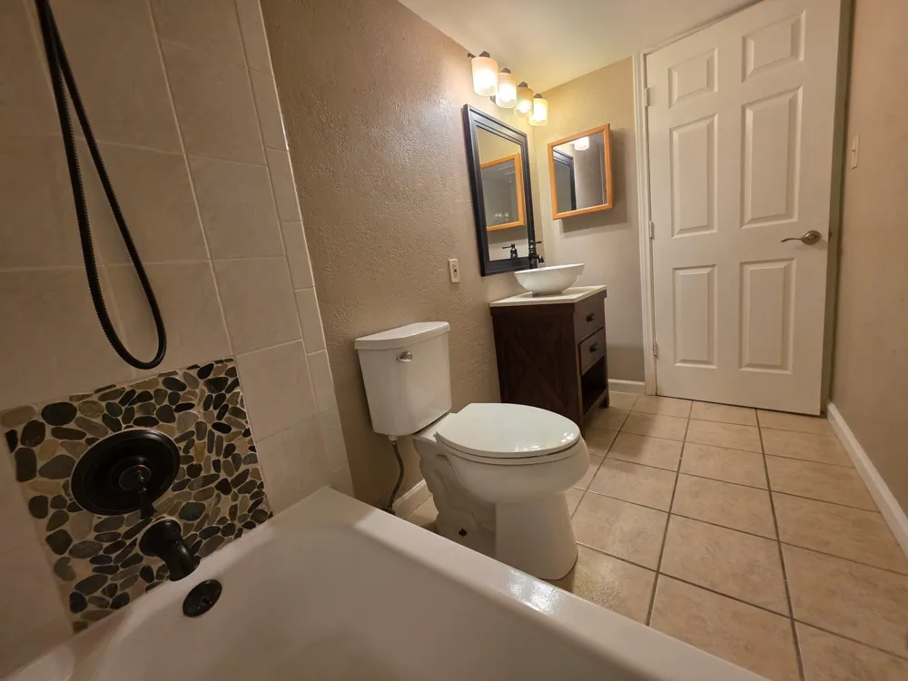 2301 Balsam Drive #M202 Arlington, TX 76006