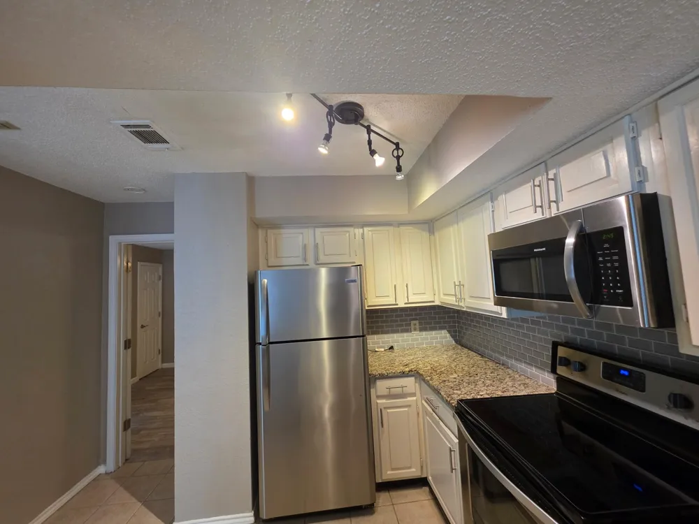2301 Balsam Drive #M202 Arlington, TX 76006