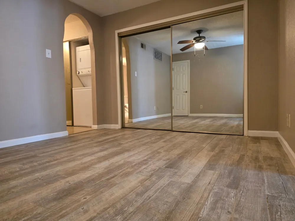 2301 Balsam Drive #M202 Arlington, TX 76006