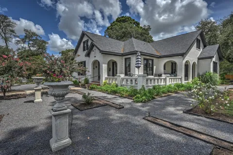 1501 Allyne Lane