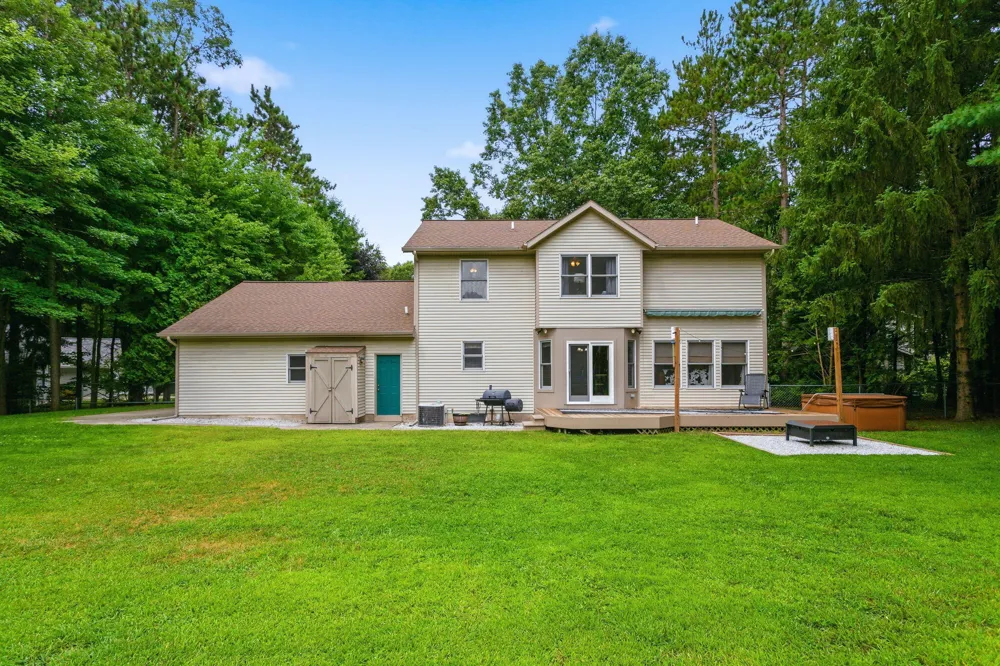 15250 Hofma Drive Grand Haven, MI 49417