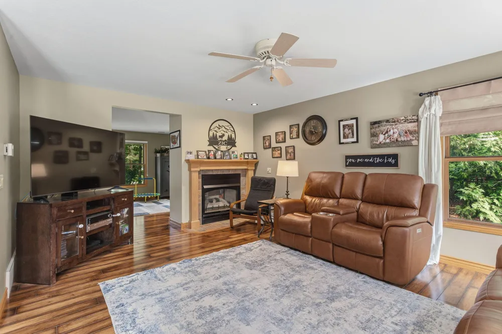 15250 Hofma Drive Grand Haven, MI 49417