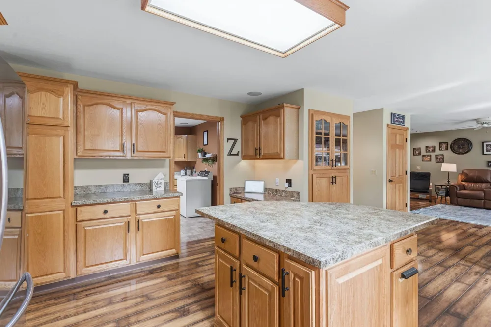 15250 Hofma Drive Grand Haven, MI 49417