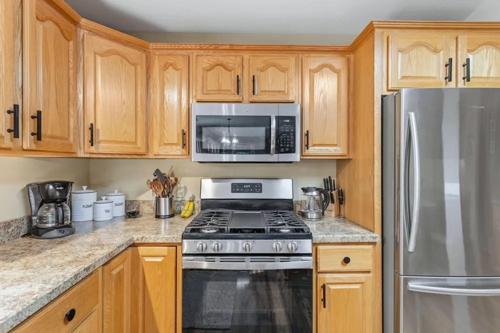 15250 Hofma Drive Grand Haven, MI 49417