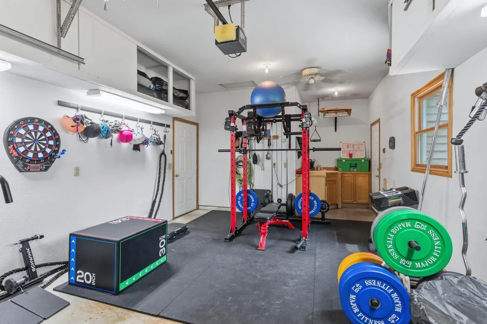 15250 Hofma Drive Grand Haven, MI 49417