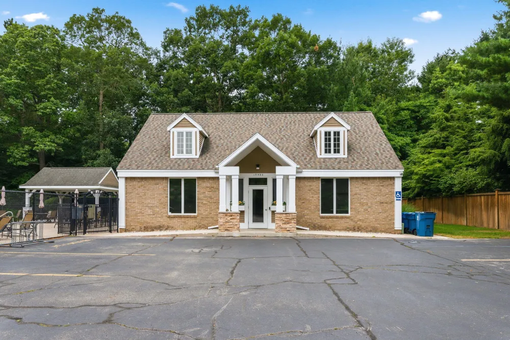 15250 Hofma Drive Grand Haven, MI 49417