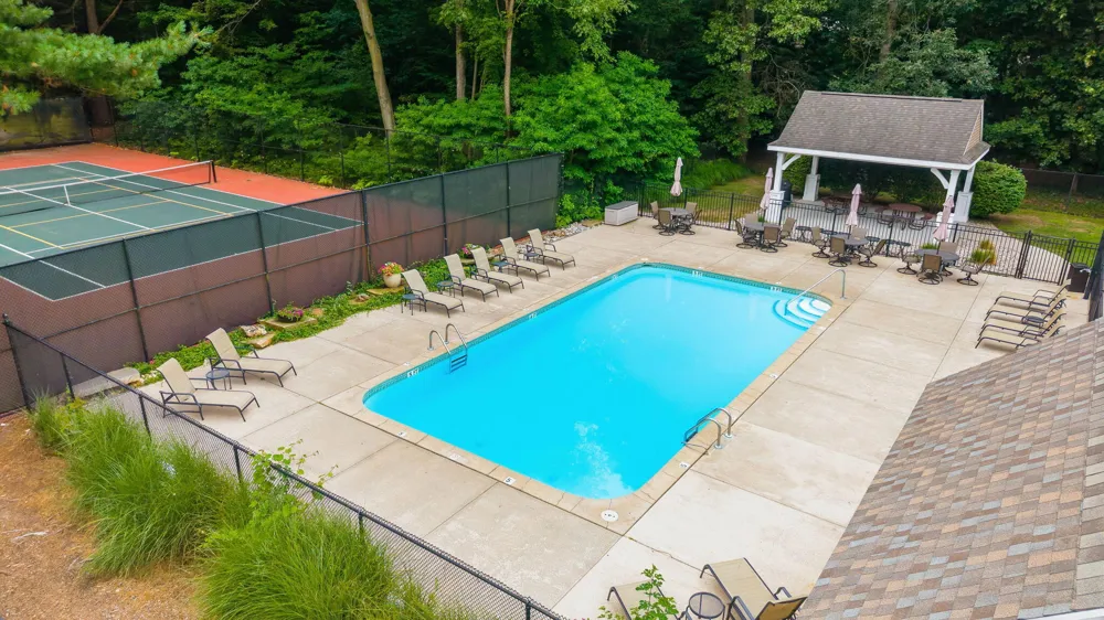 15250 Hofma Drive Grand Haven, MI 49417
