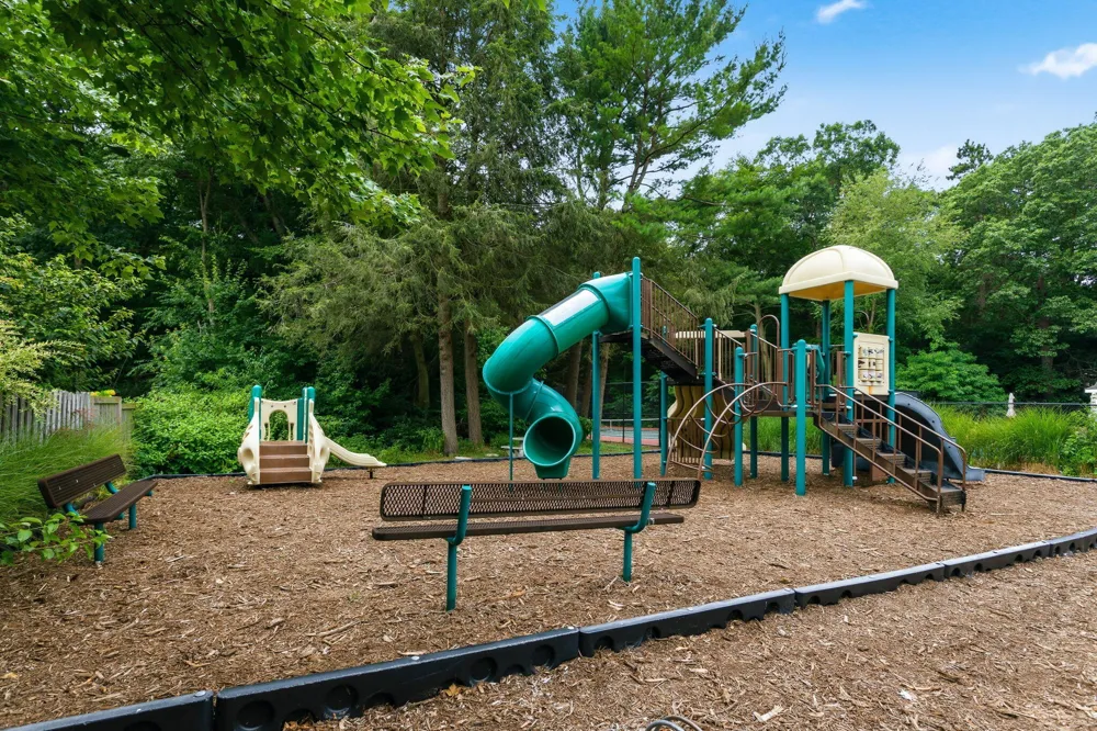 15250 Hofma Drive Grand Haven, MI 49417