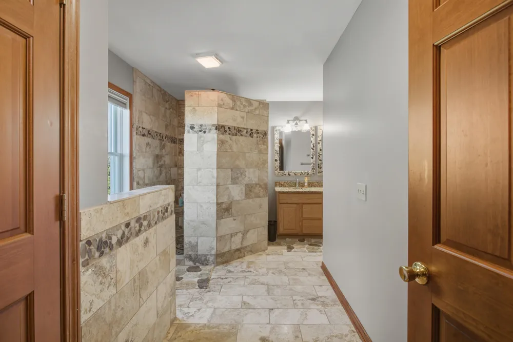 9227 Yager Road Columbus, MI 48063