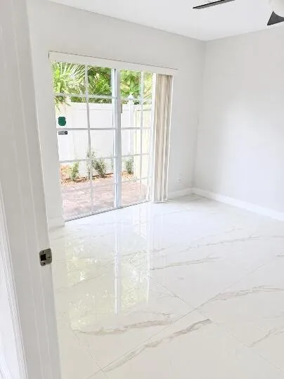 620 NE 7TH AVENUE #620 Fort Lauderdale, FL 33304