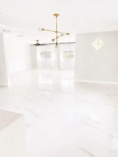 620 NE 7TH AVENUE #620 Fort Lauderdale, FL 33304