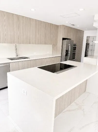 620 NE 7TH AVENUE #620 Fort Lauderdale, FL 33304