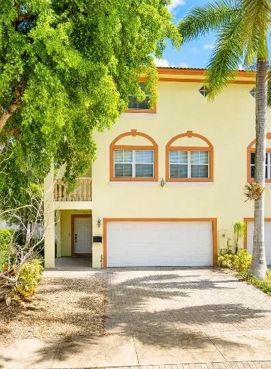620 NE 7TH AVENUE #620 Fort Lauderdale, FL 33304