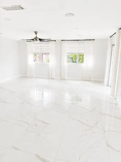 620 NE 7TH AVENUE #620 Fort Lauderdale, FL 33304
