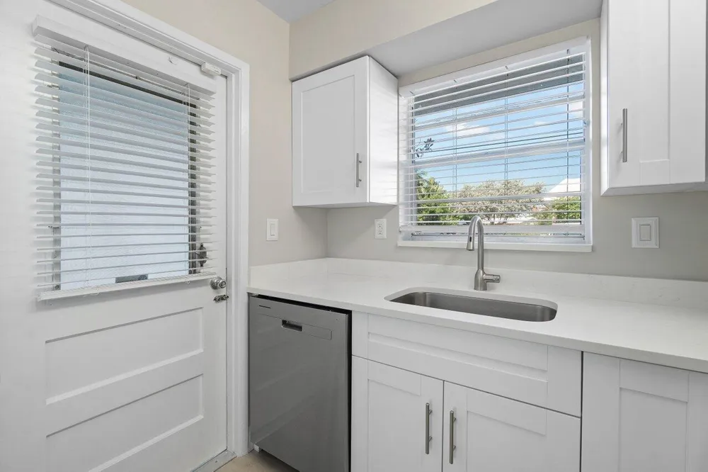 1360 NE 27th Terrace W #2 Pompano Beach, FL 33062