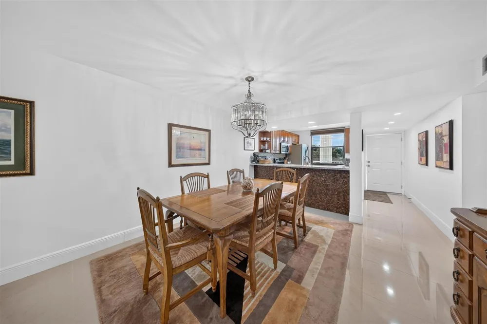1719 WHITEHALL DRIVE #303 Davie, FL 33324