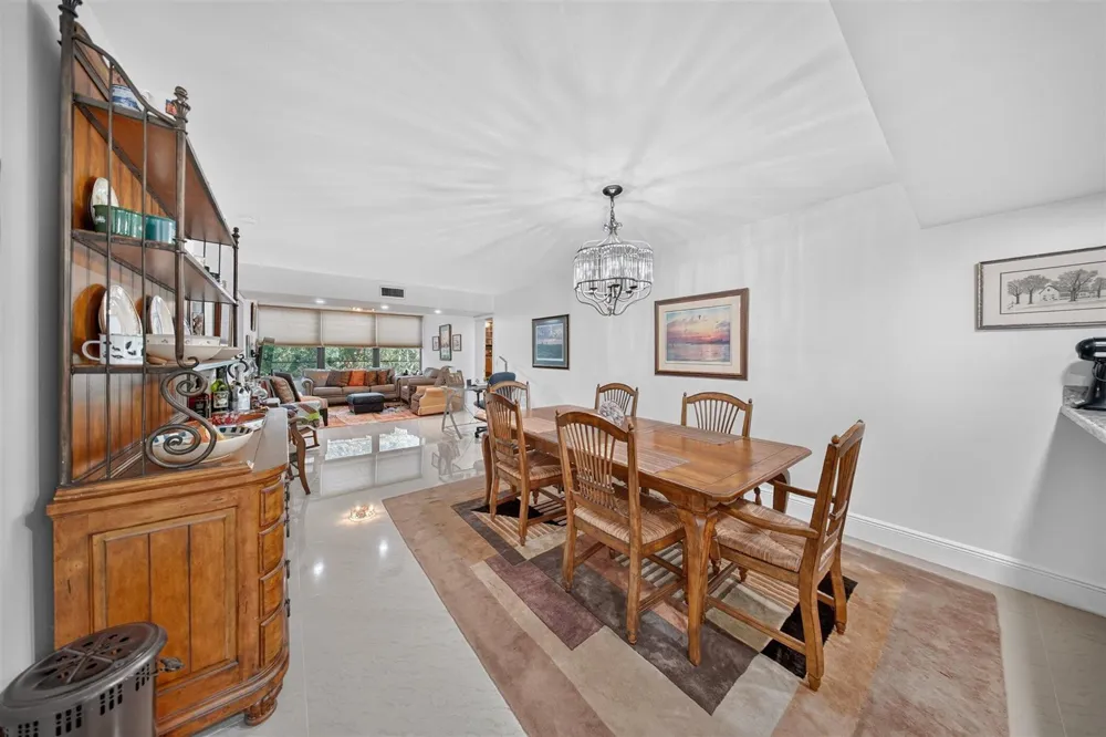 1719 WHITEHALL DRIVE #303 Davie, FL 33324