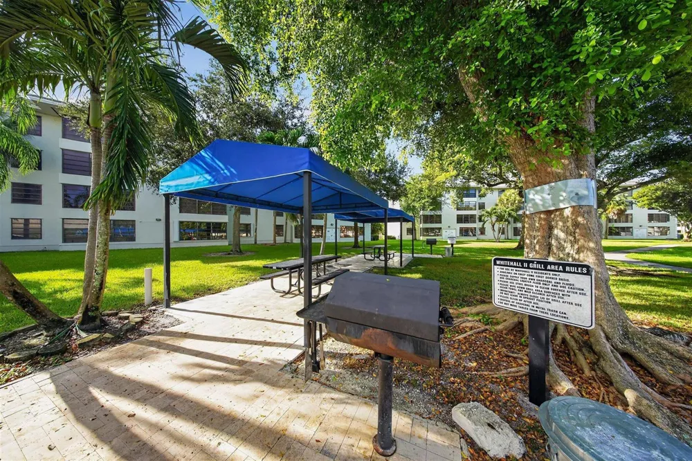 1719 WHITEHALL DRIVE #303 Davie, FL 33324