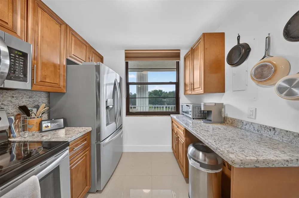 1719 WHITEHALL DRIVE #303 Davie, FL 33324