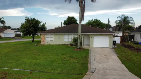 1901 SW Dorado Lane