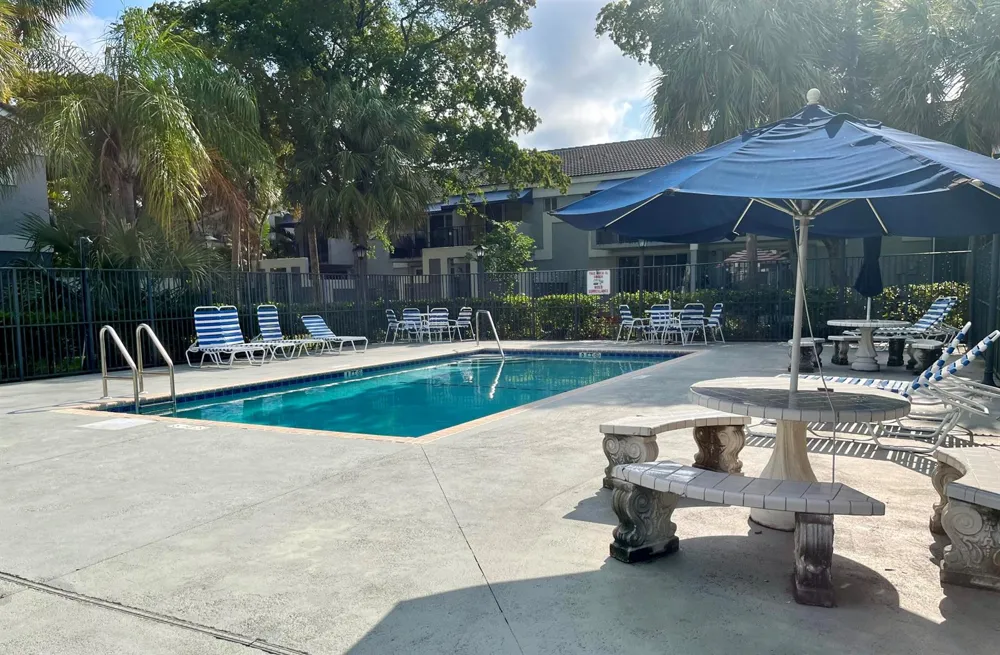 2317 SW 82nd Terrace North Lauderdale, FL 33068