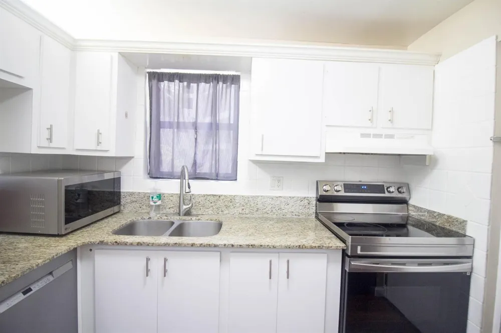 2316 S Cypress Bend Drive #218 Pompano Beach, FL 33069