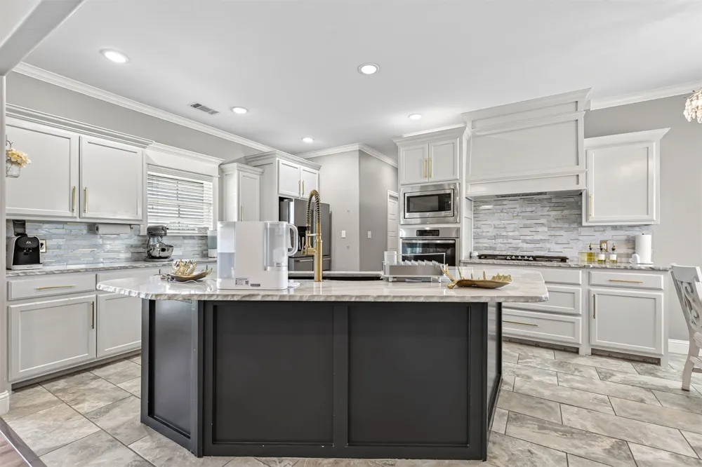 34380 Berry Frost Lane Poteau, OK 74953