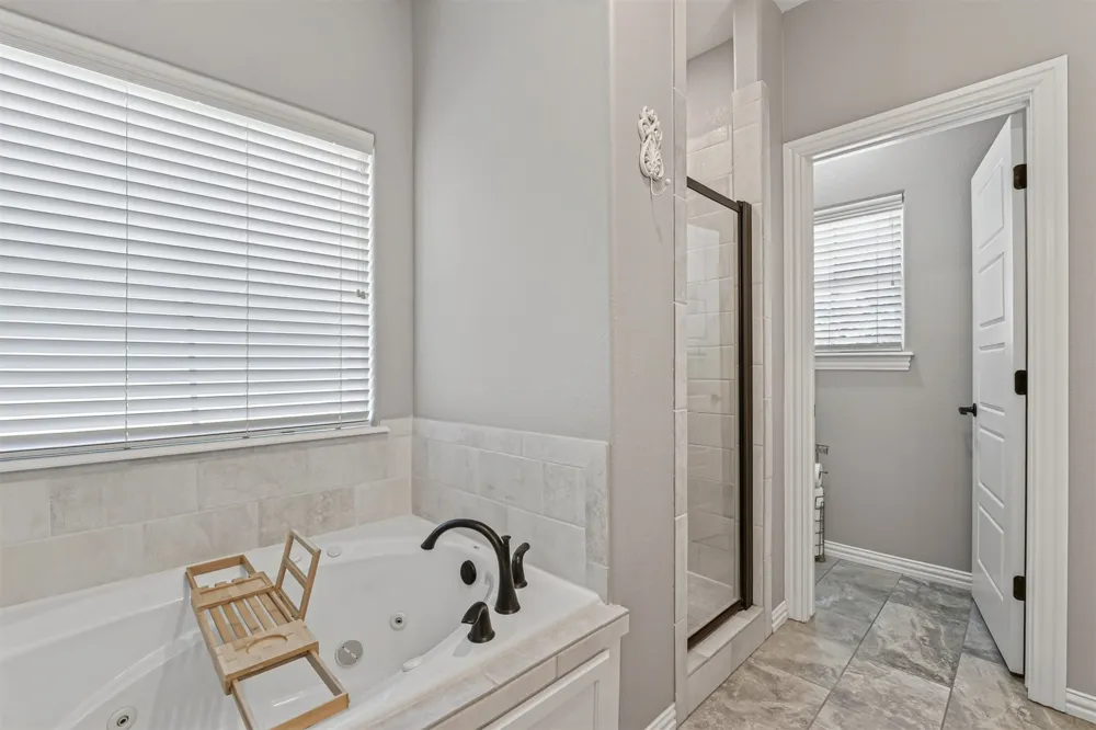 34380 Berry Frost Lane Poteau, OK 74953