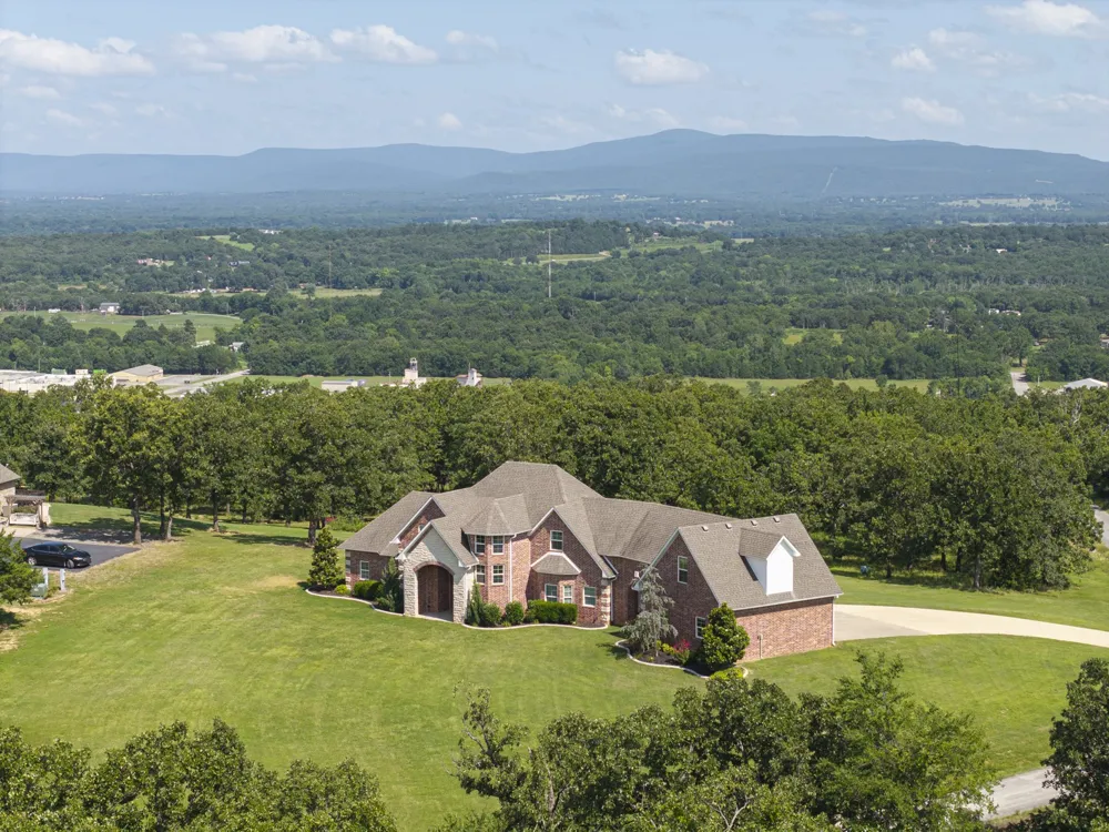 34380 Berry Frost Lane Poteau, OK 74953