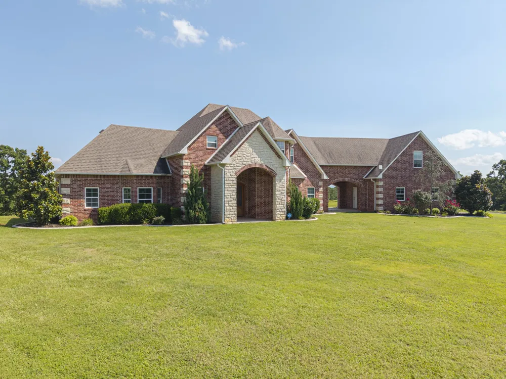 34380 Berry Frost Lane Poteau, OK 74953