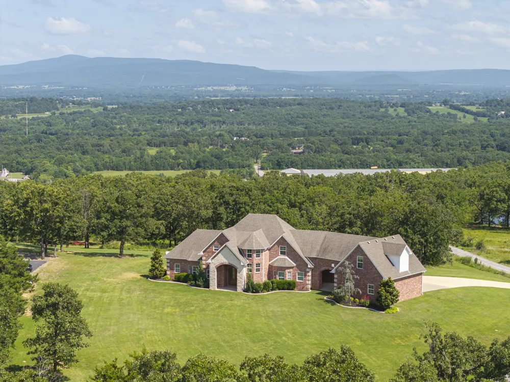34380 Berry Frost Lane Poteau, OK 74953