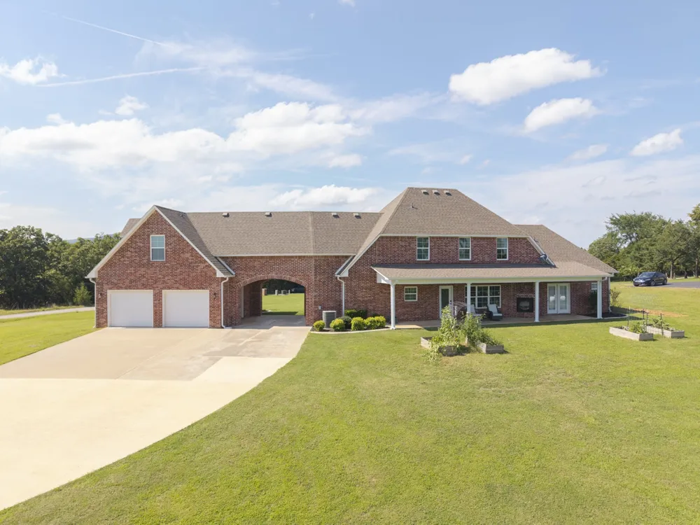 34380 Berry Frost Lane Poteau, OK 74953