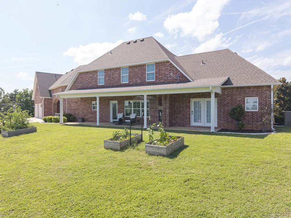 34380 Berry Frost Lane Poteau, OK 74953
