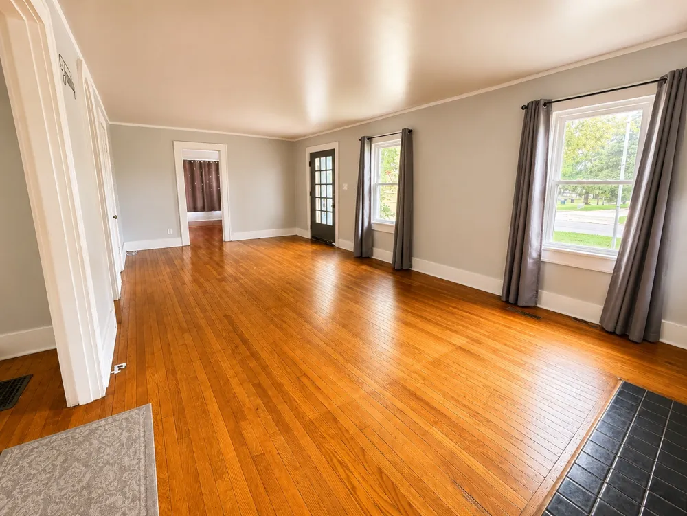 901 McKinley Avenue Sand Springs, OK 74063