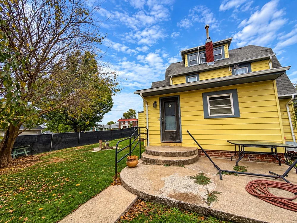 901 McKinley Avenue Sand Springs, OK 74063