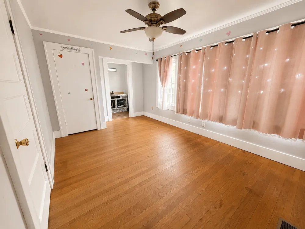 901 McKinley Avenue Sand Springs, OK 74063