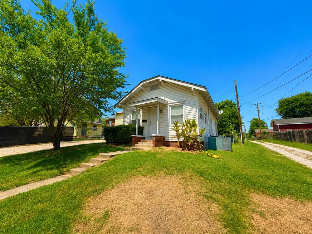 901 McKinley Avenue Sand Springs, OK 74063
