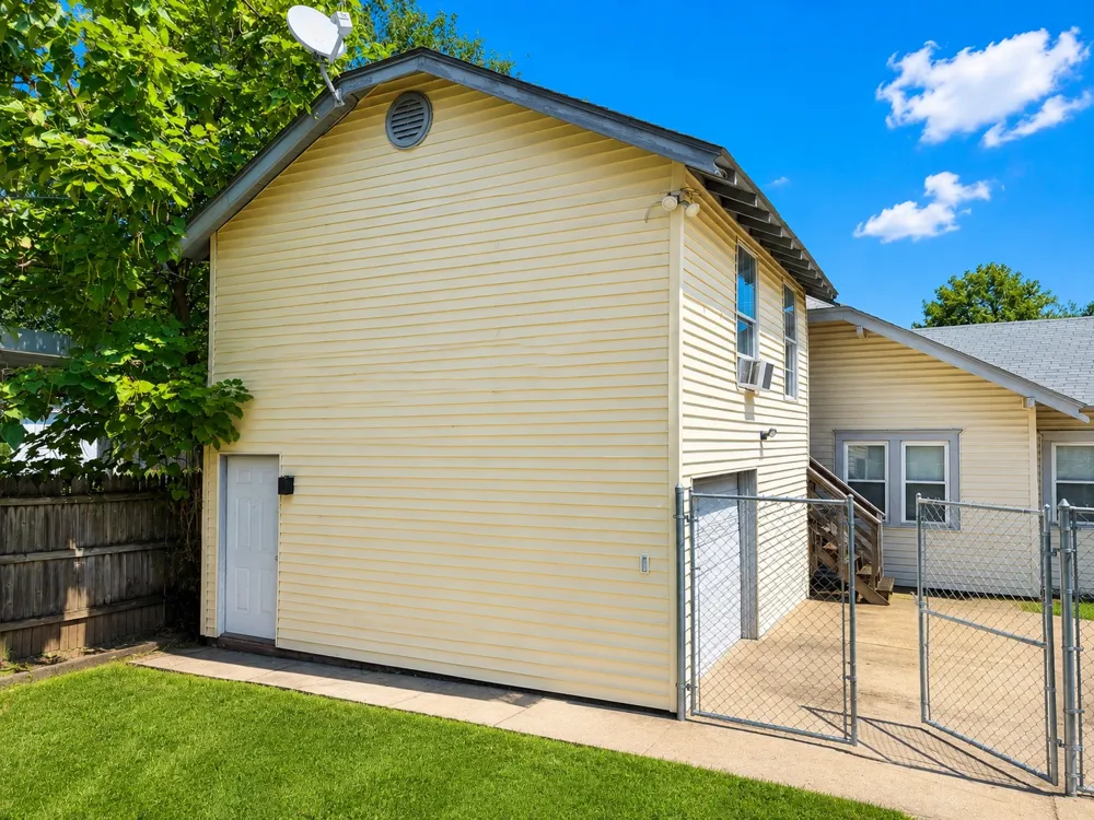 901 McKinley Avenue Sand Springs, OK 74063