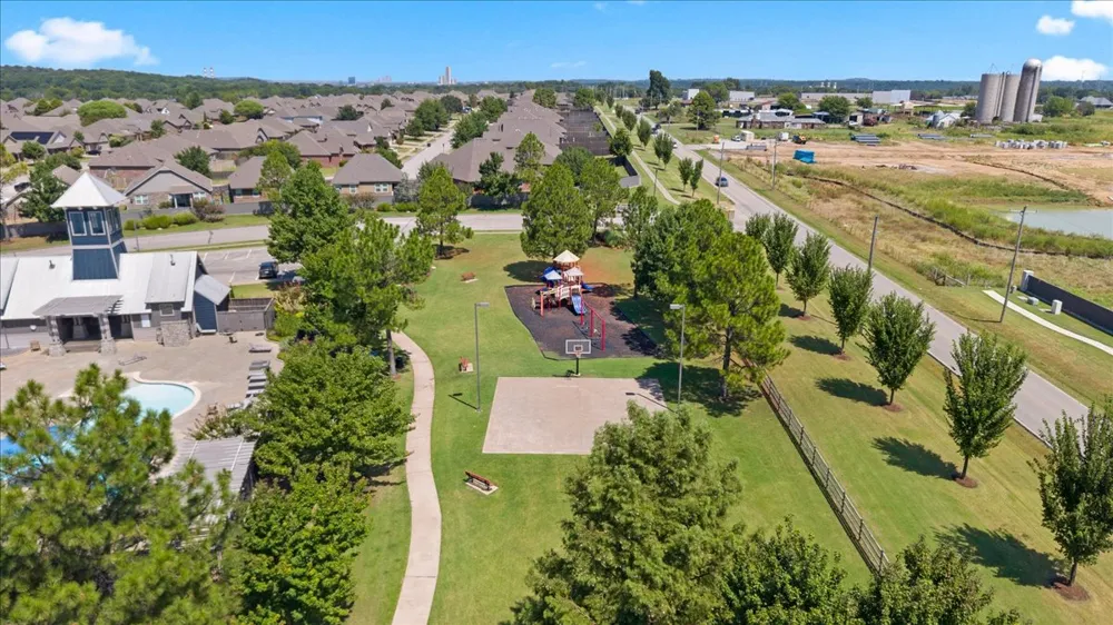 13338 S 21st Street Bixby, OK 74008