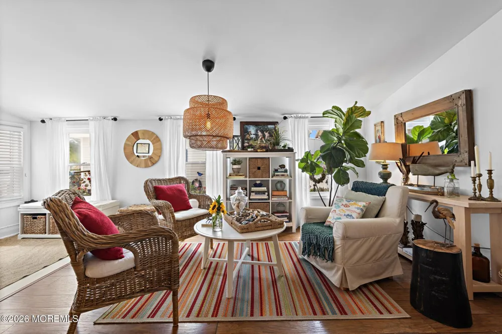 12 Phyllis Lane Beach Haven West, NJ 08050