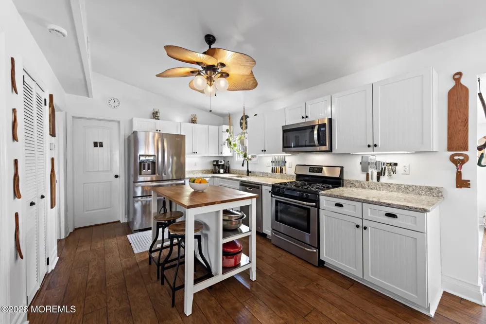 12 Phyllis Lane Beach Haven West, NJ 08050