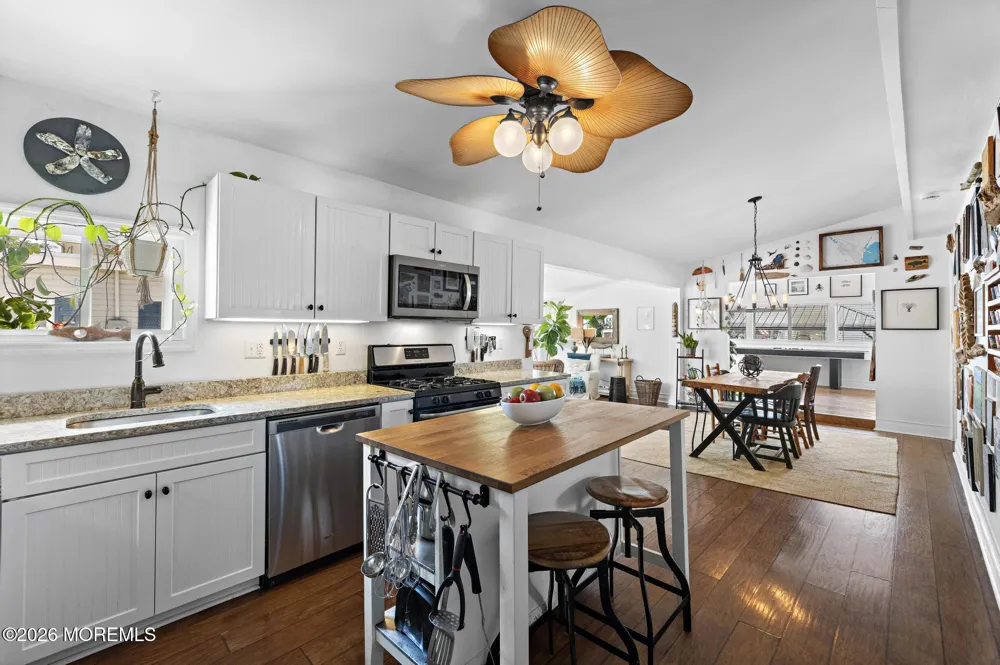 12 Phyllis Lane Beach Haven West, NJ 08050