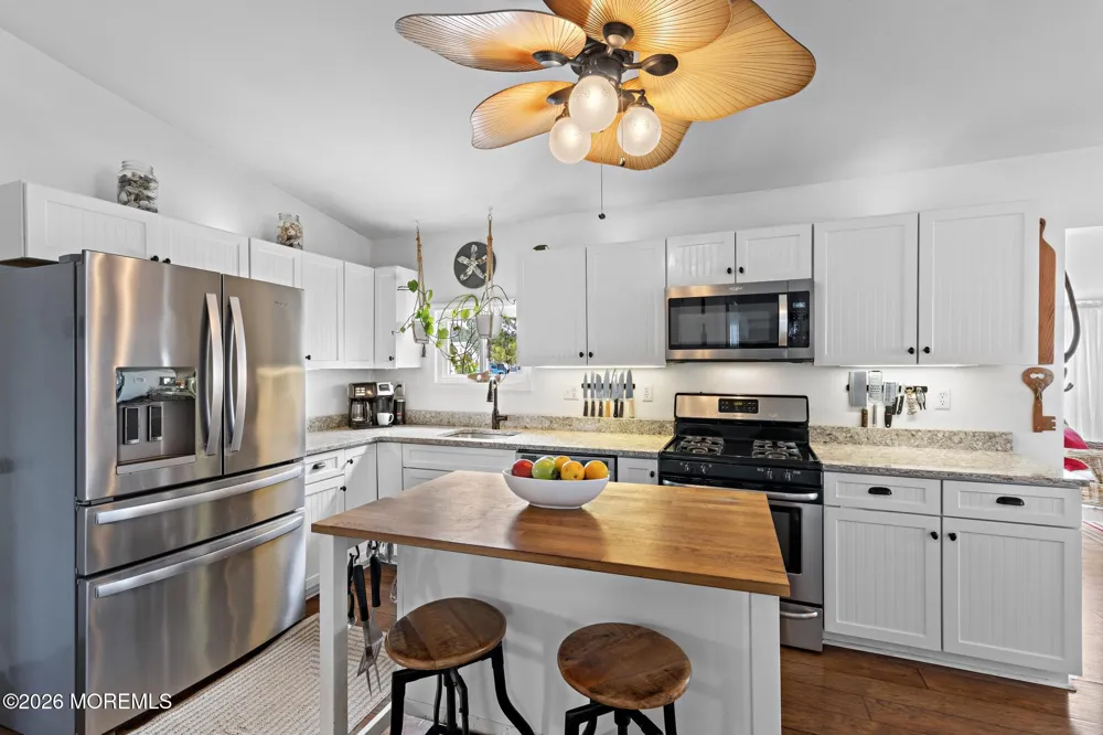 12 Phyllis Lane Beach Haven West, NJ 08050