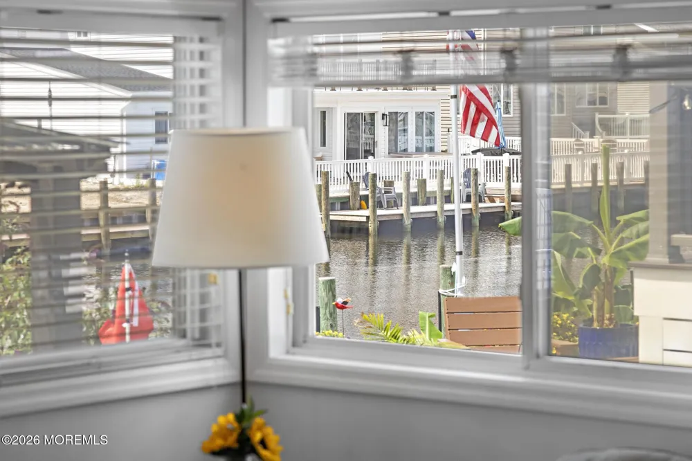 12 Phyllis Lane Beach Haven West, NJ 08050
